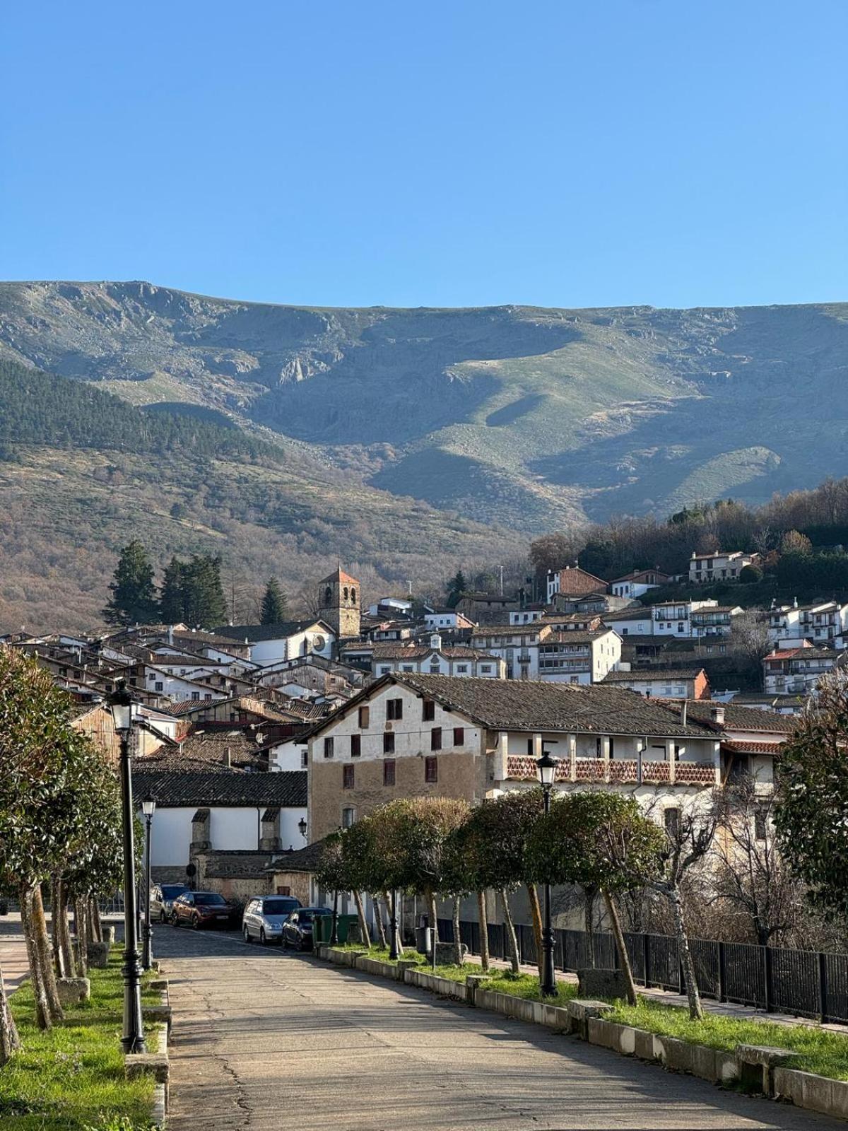 Hospedium Hotel La Fuente Candelario Buitenkant foto