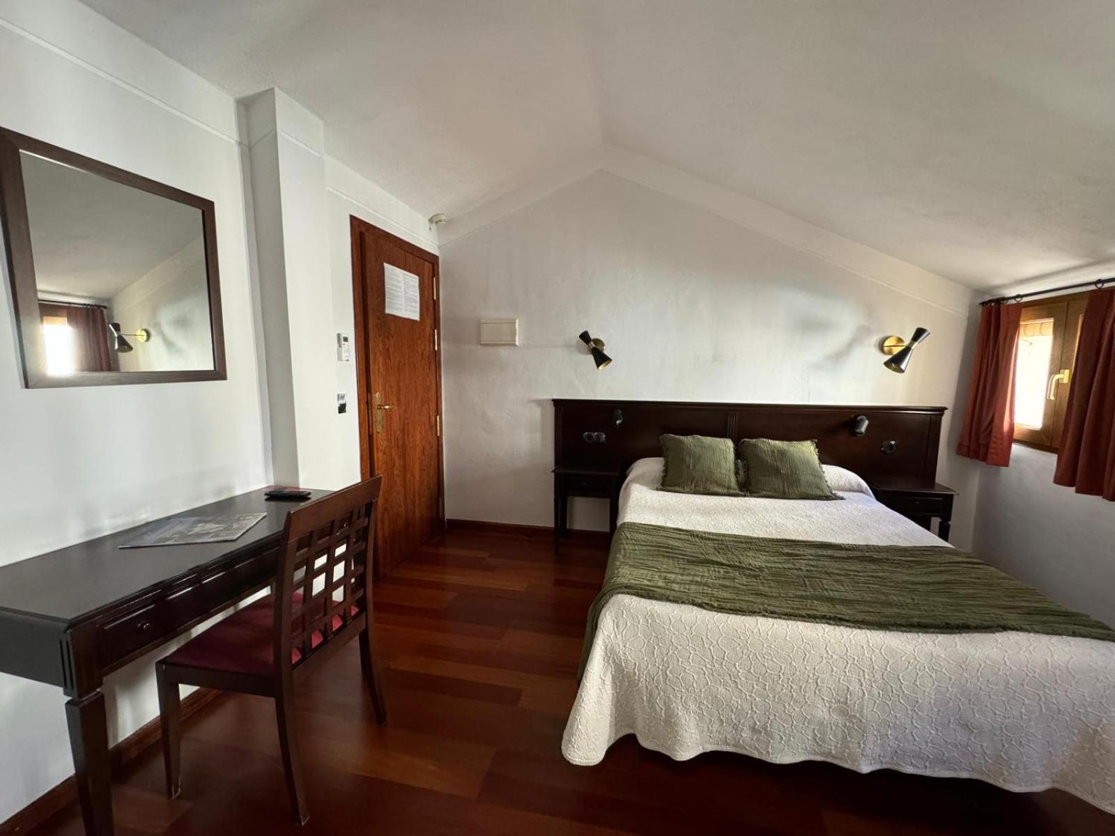 Hospedium Hotel La Fuente Candelario Buitenkant foto