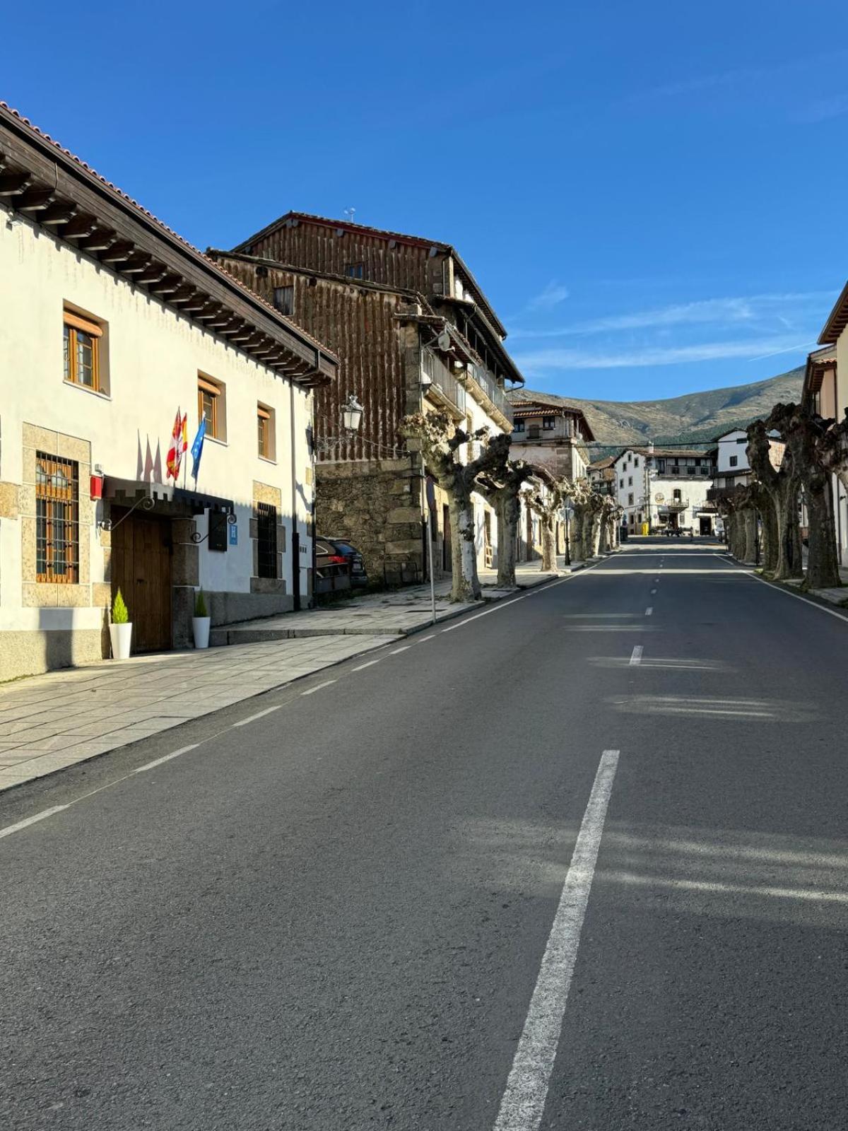Hospedium Hotel La Fuente Candelario Buitenkant foto