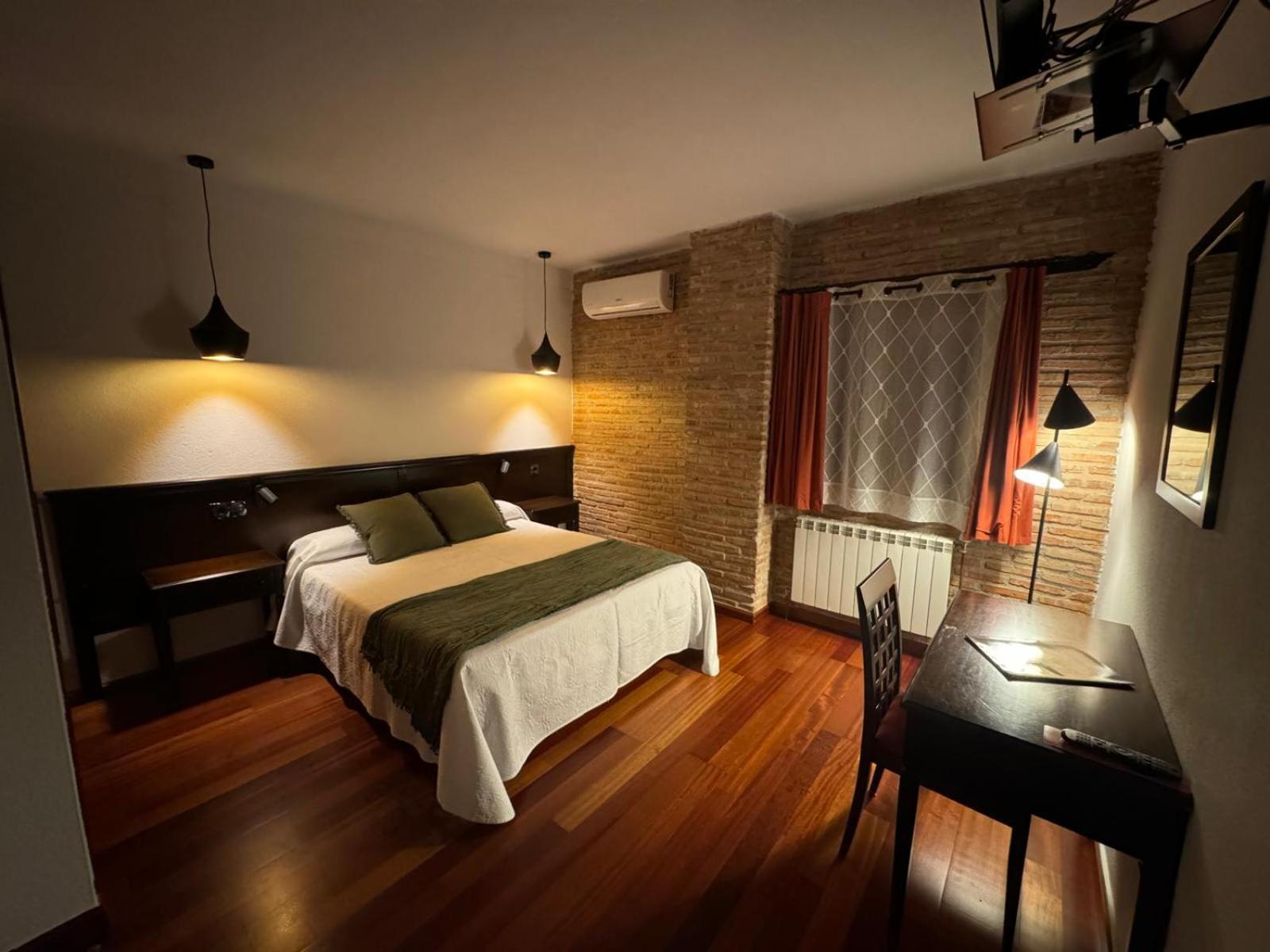 Hospedium Hotel La Fuente Candelario Buitenkant foto